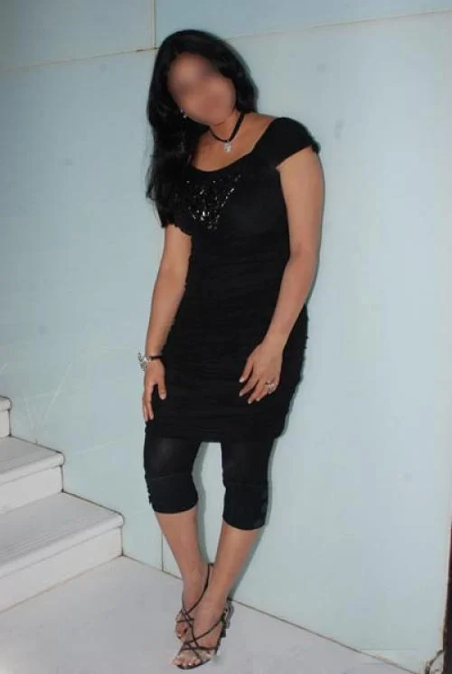 Call Girls Huzurnagar